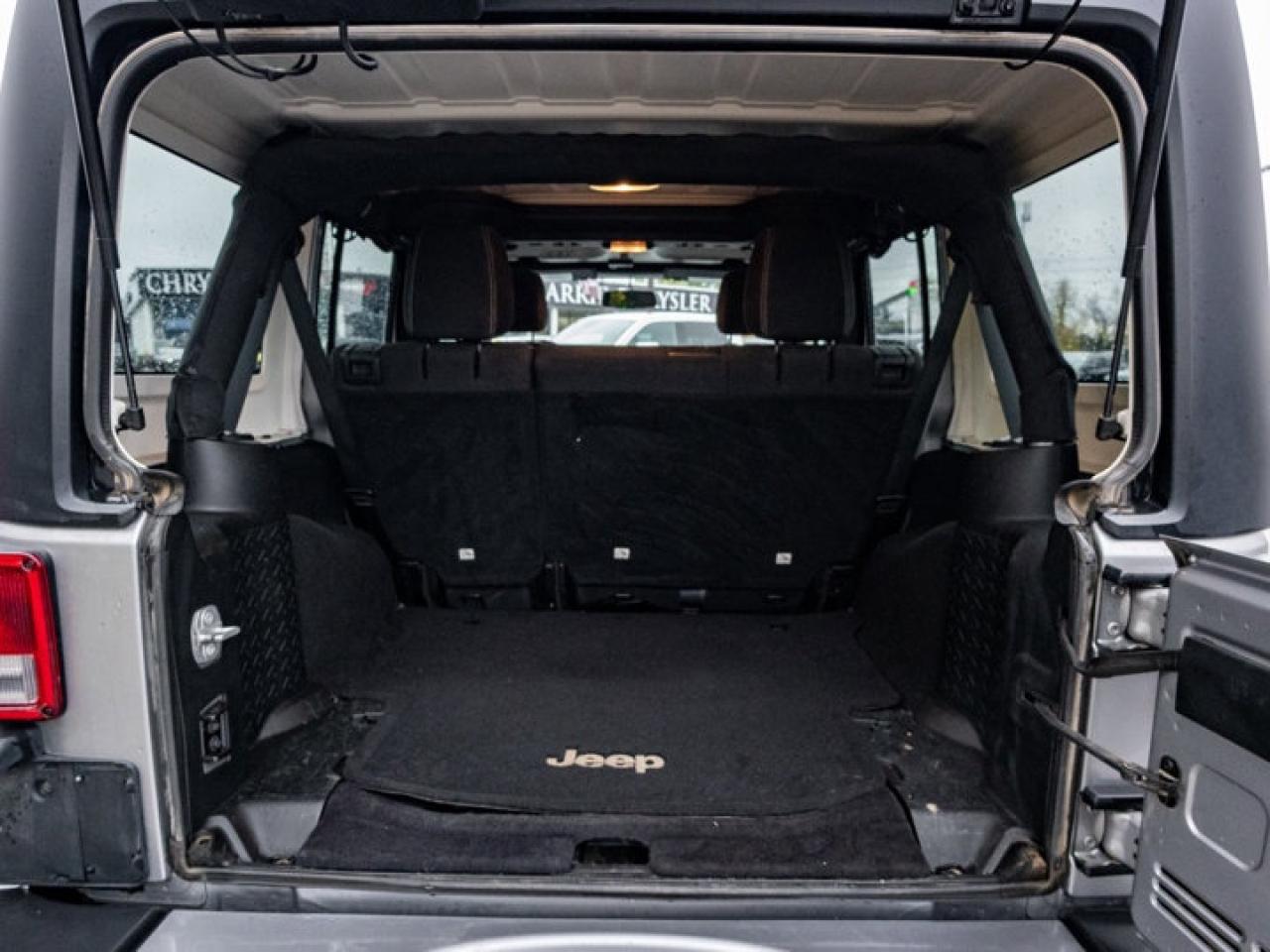 2017 Jeep Wrangler Unlimited Sahara Photo