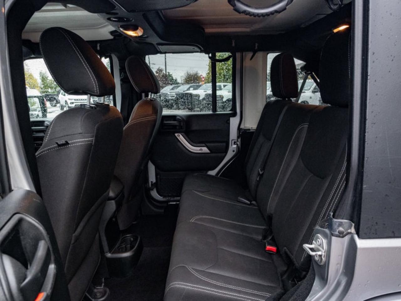 2017 Jeep Wrangler Unlimited Sahara Photo