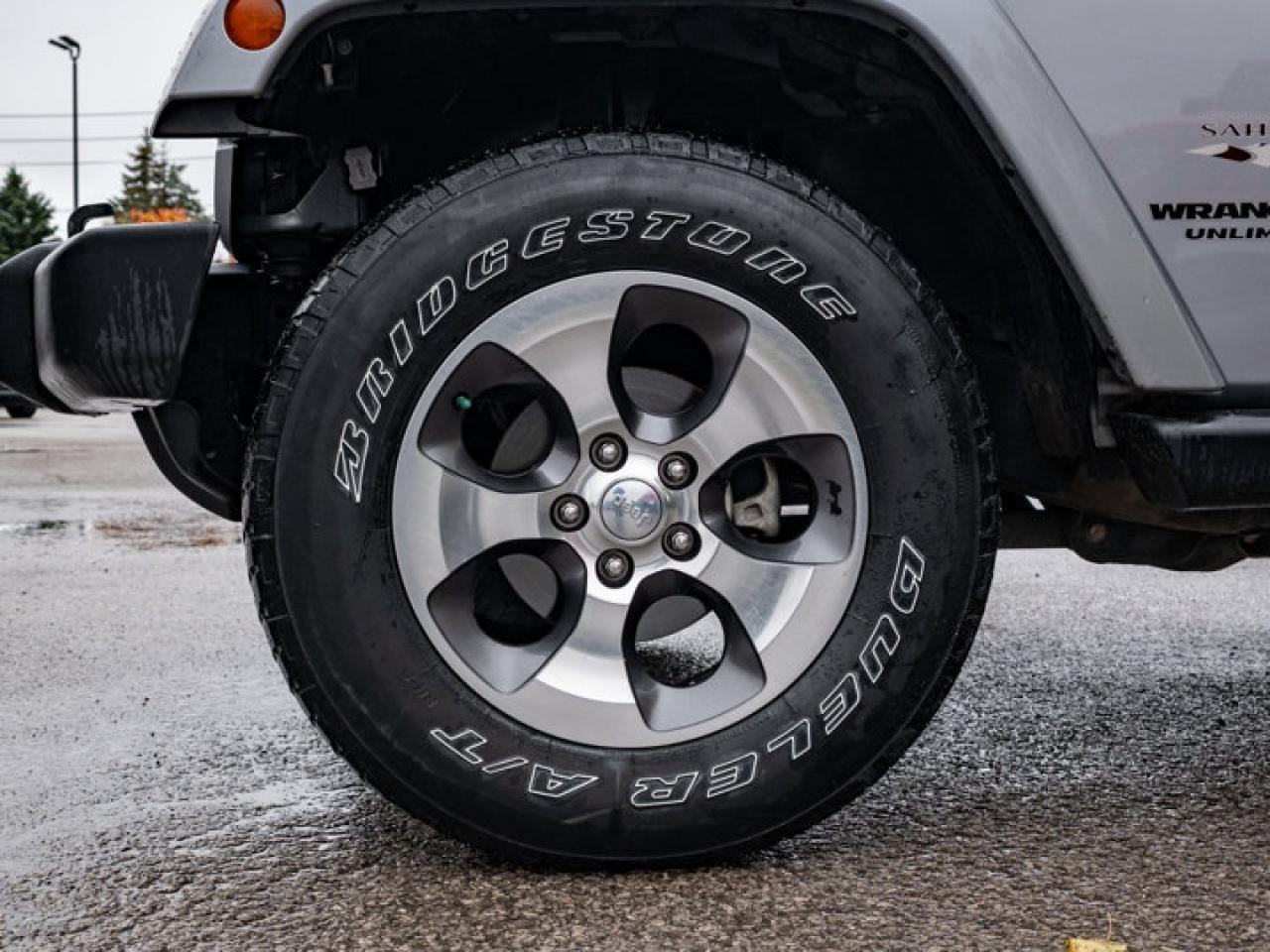 2017 Jeep Wrangler Unlimited Sahara Photo