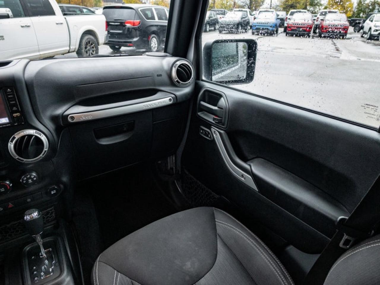 2017 Jeep Wrangler Unlimited Sahara Photo