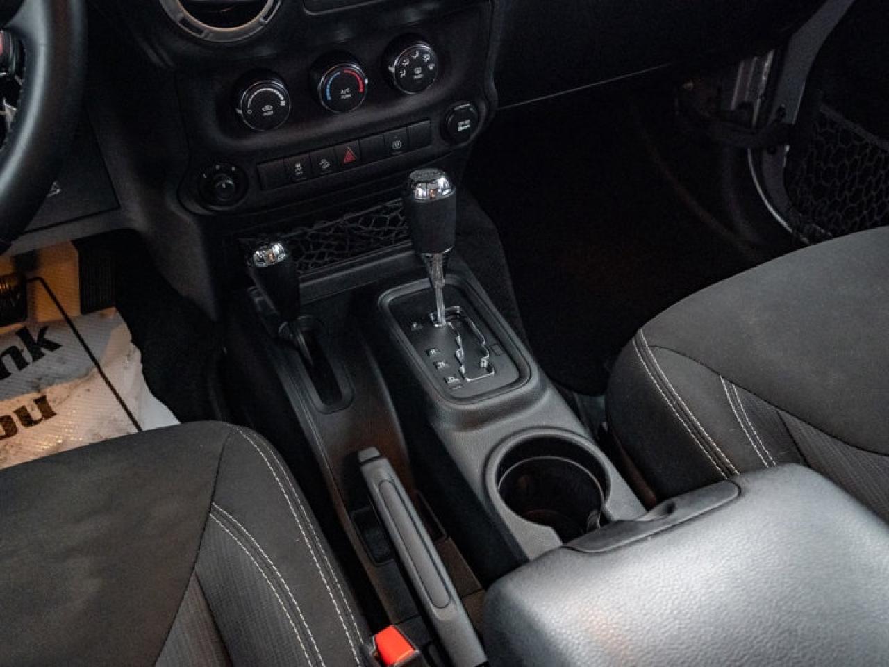 2017 Jeep Wrangler Unlimited Sahara Photo