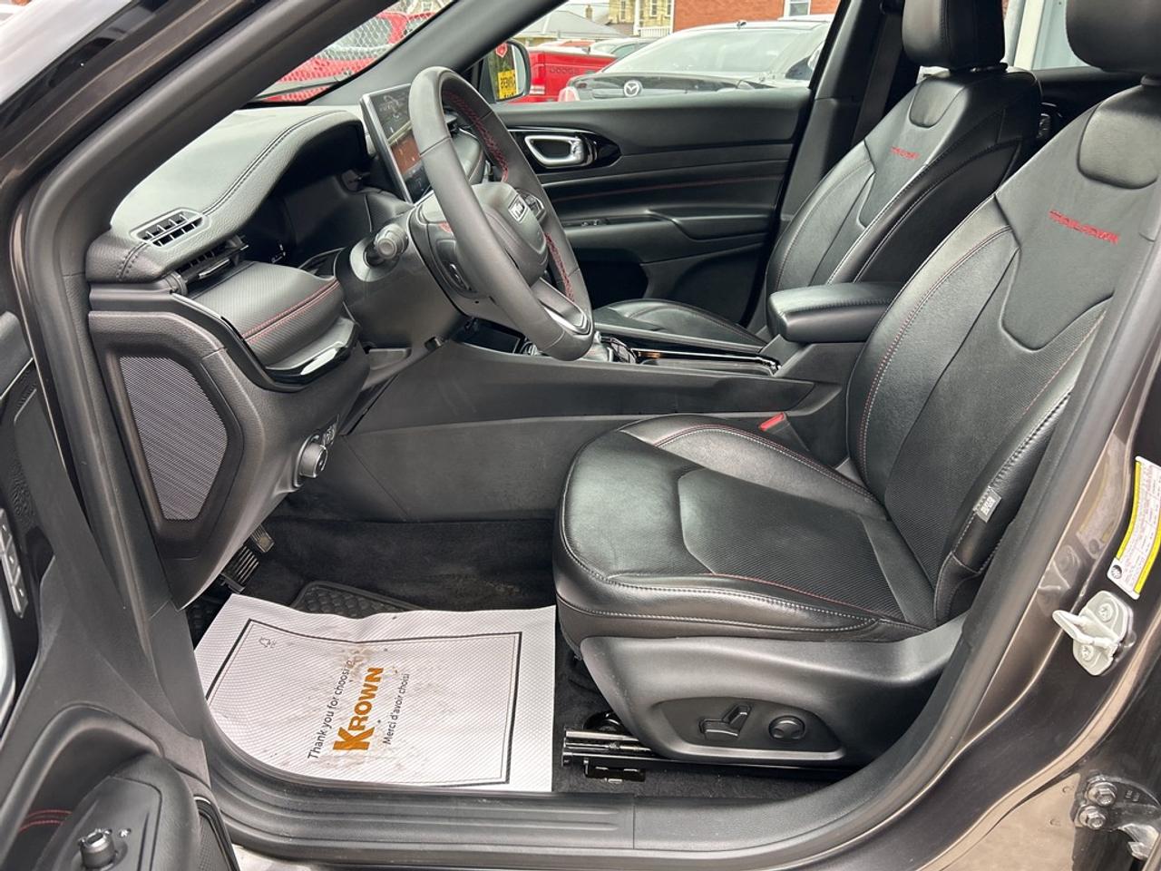 2023 Jeep Compass Trailhawk Elite ** WOW - WOW !! ** Photo