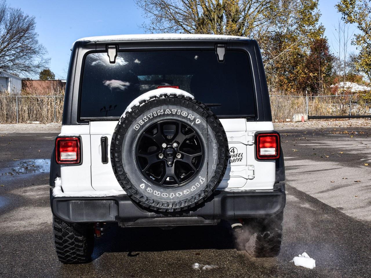 2021 Jeep Wrangler UNLIMITED WILLYS 4X4 Photo2