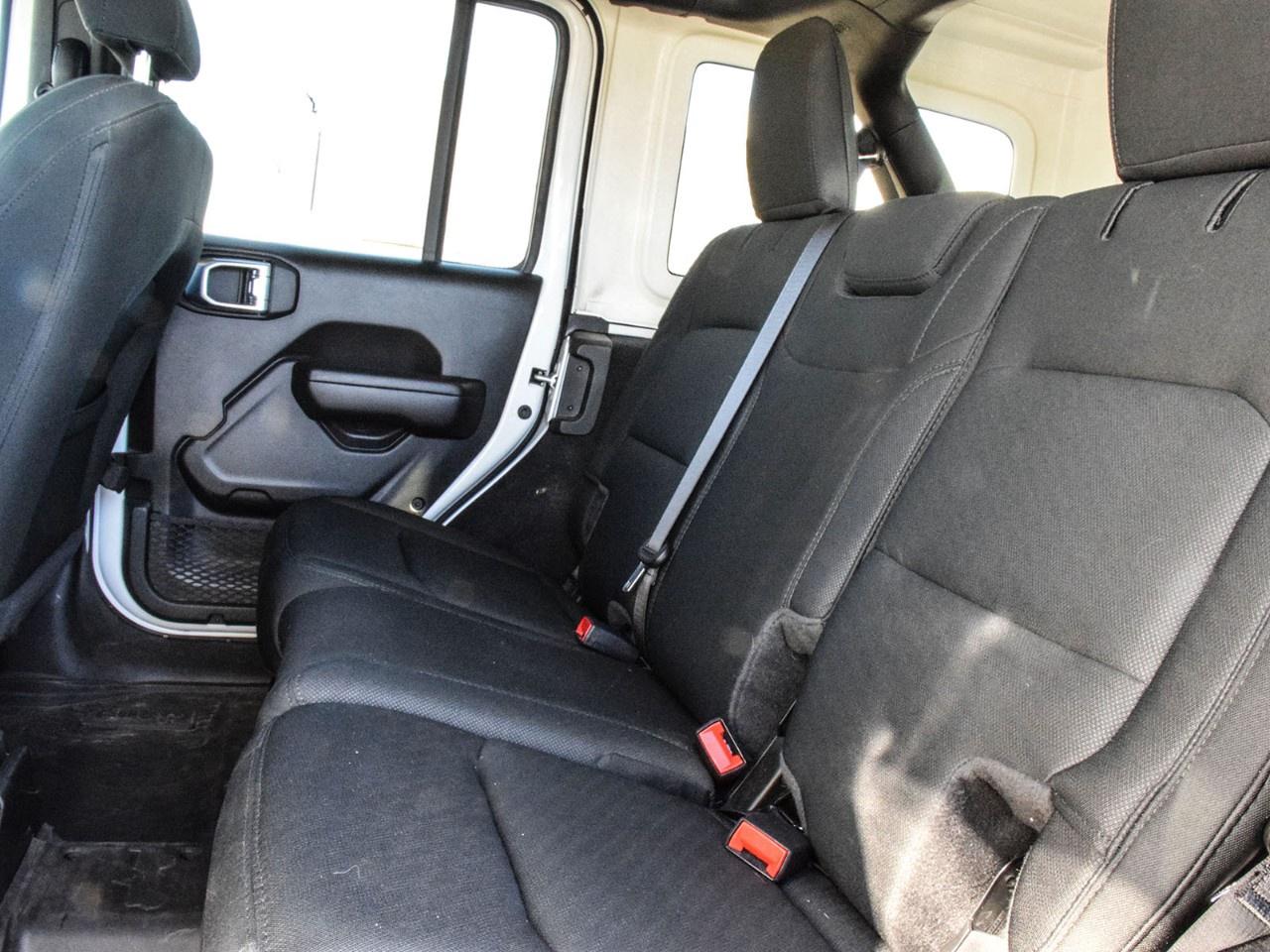 2021 Jeep Wrangler UNLIMITED WILLYS 4X4 Photo