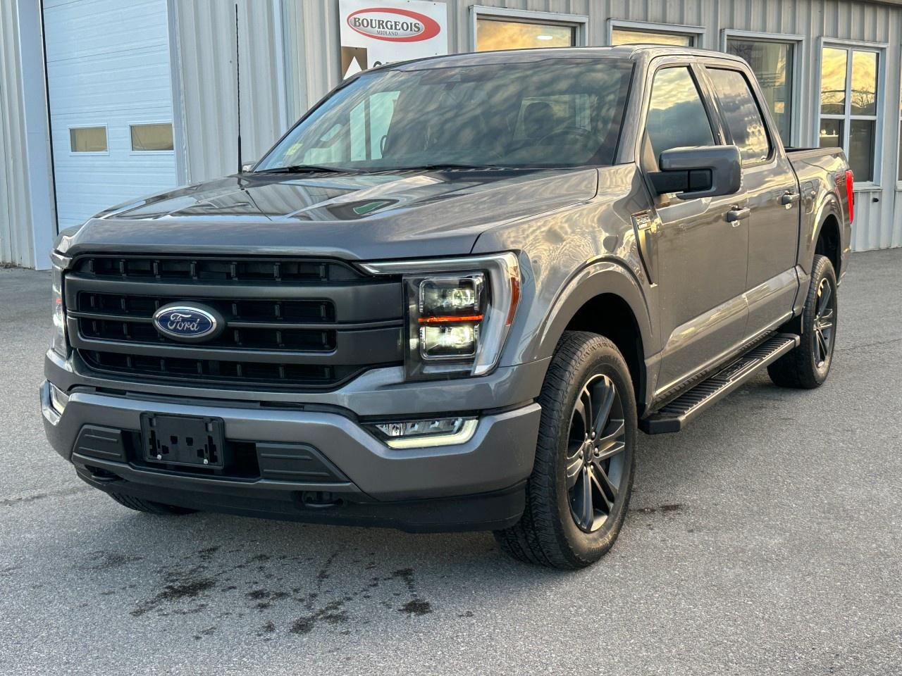 2021 Ford F-150 Lariat 4WD SuperCrew 5.5' Box Photo