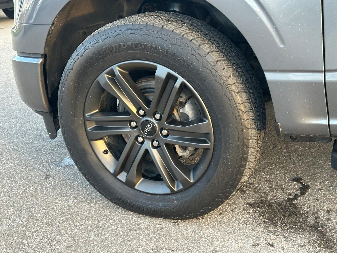 2021 Ford F-150 Lariat 4WD SuperCrew 5.5' Box Photo