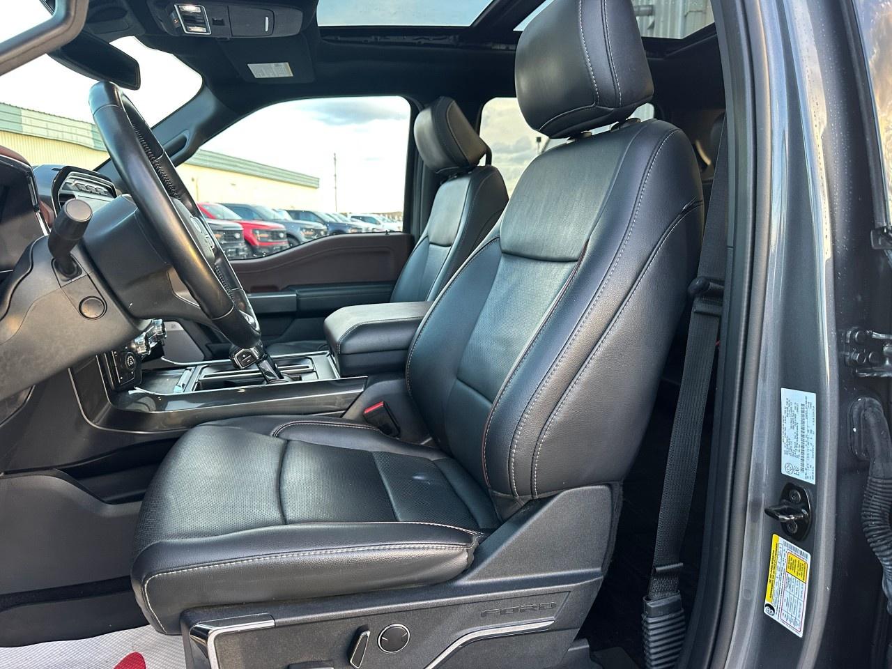 2021 Ford F-150 Lariat 4WD SuperCrew 5.5' Box Photo