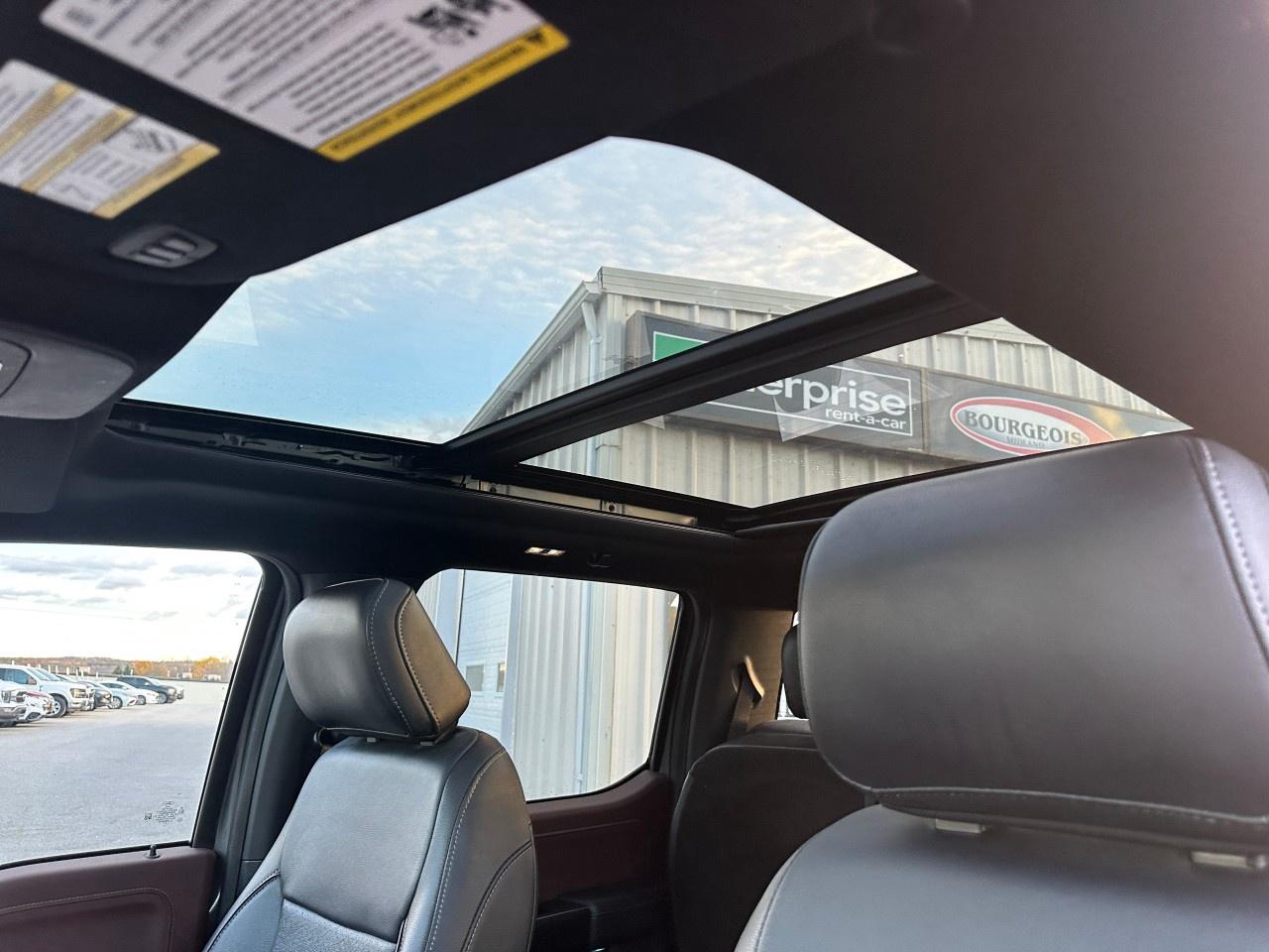 2021 Ford F-150 Lariat 4WD SuperCrew 5.5' Box Photo