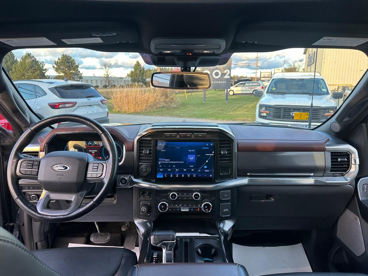 2021 Ford F-150 Lariat 4WD SuperCrew 5.5' Box Photo