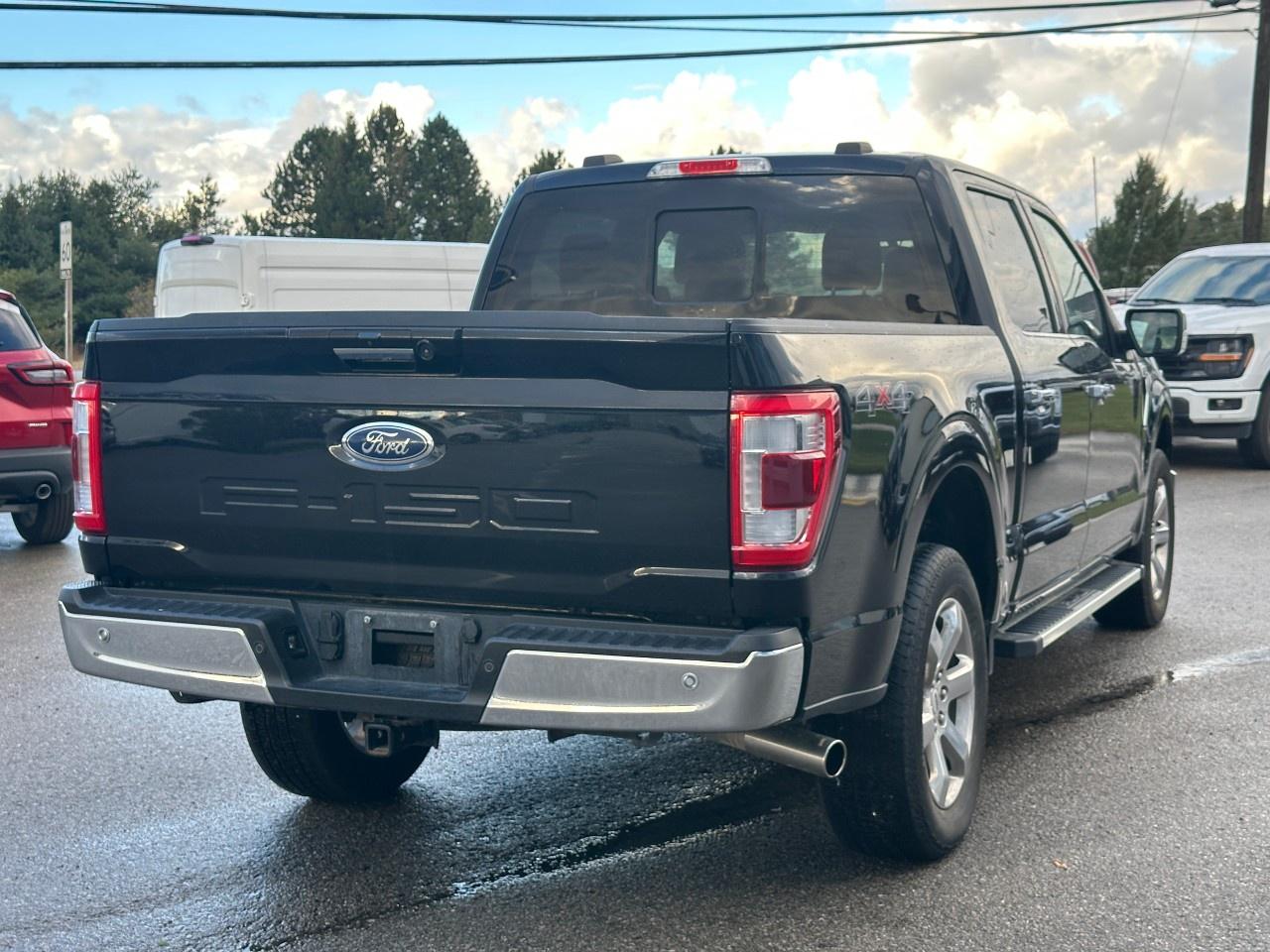 2022 Ford F-150 Lariat 4WD SuperCrew 5.5' Box Photo