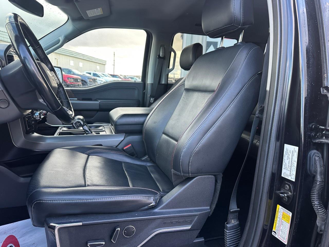 2022 Ford F-150 Lariat 4WD SuperCrew 5.5' Box Photo