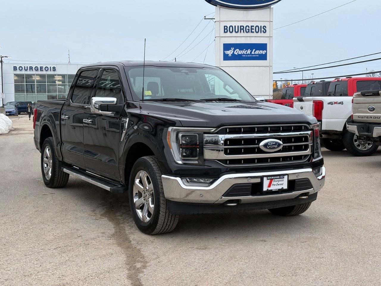 2022 Ford F-150 Lariat 4WD SuperCrew 5.5' Box Photo3