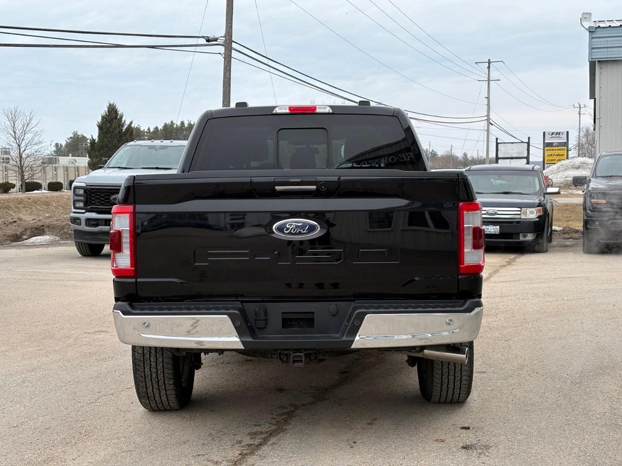 2022 Ford F-150 Lariat 4WD SuperCrew 5.5' Box Photo