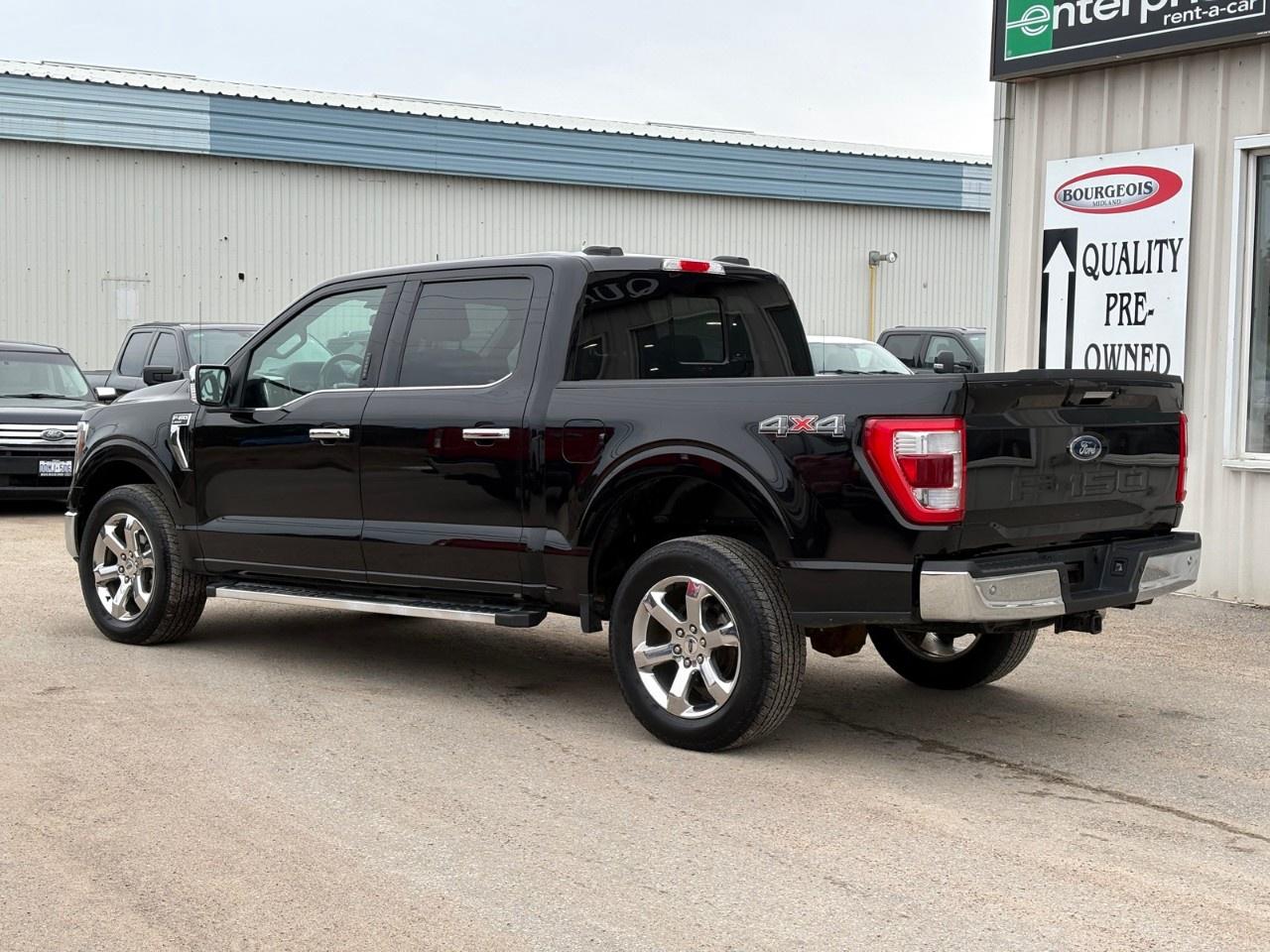 2022 Ford F-150 Lariat 4WD SuperCrew 5.5' Box Photo