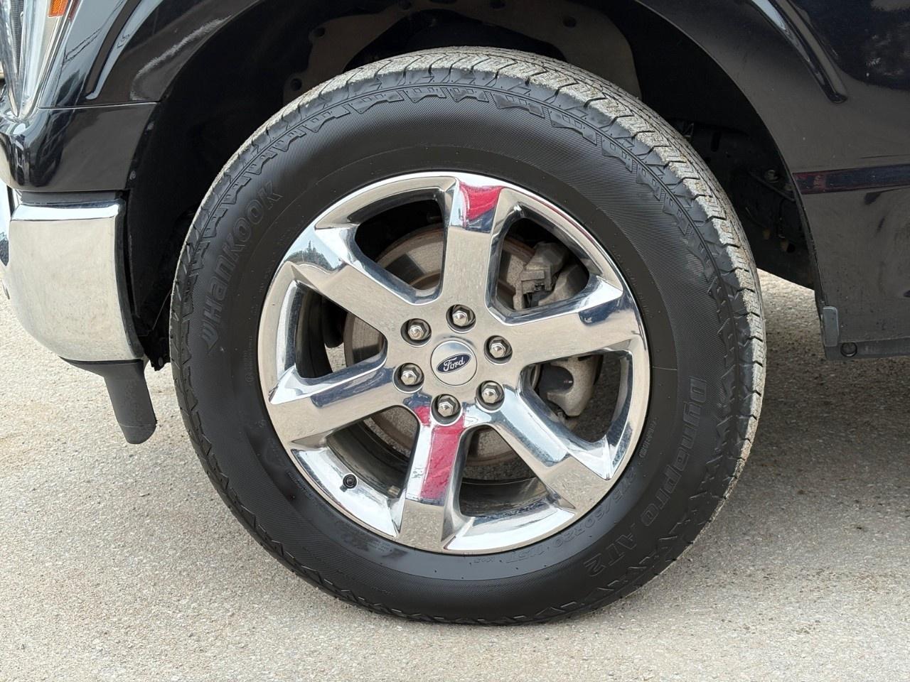 2022 Ford F-150 Lariat 4WD SuperCrew 5.5' Box Photo