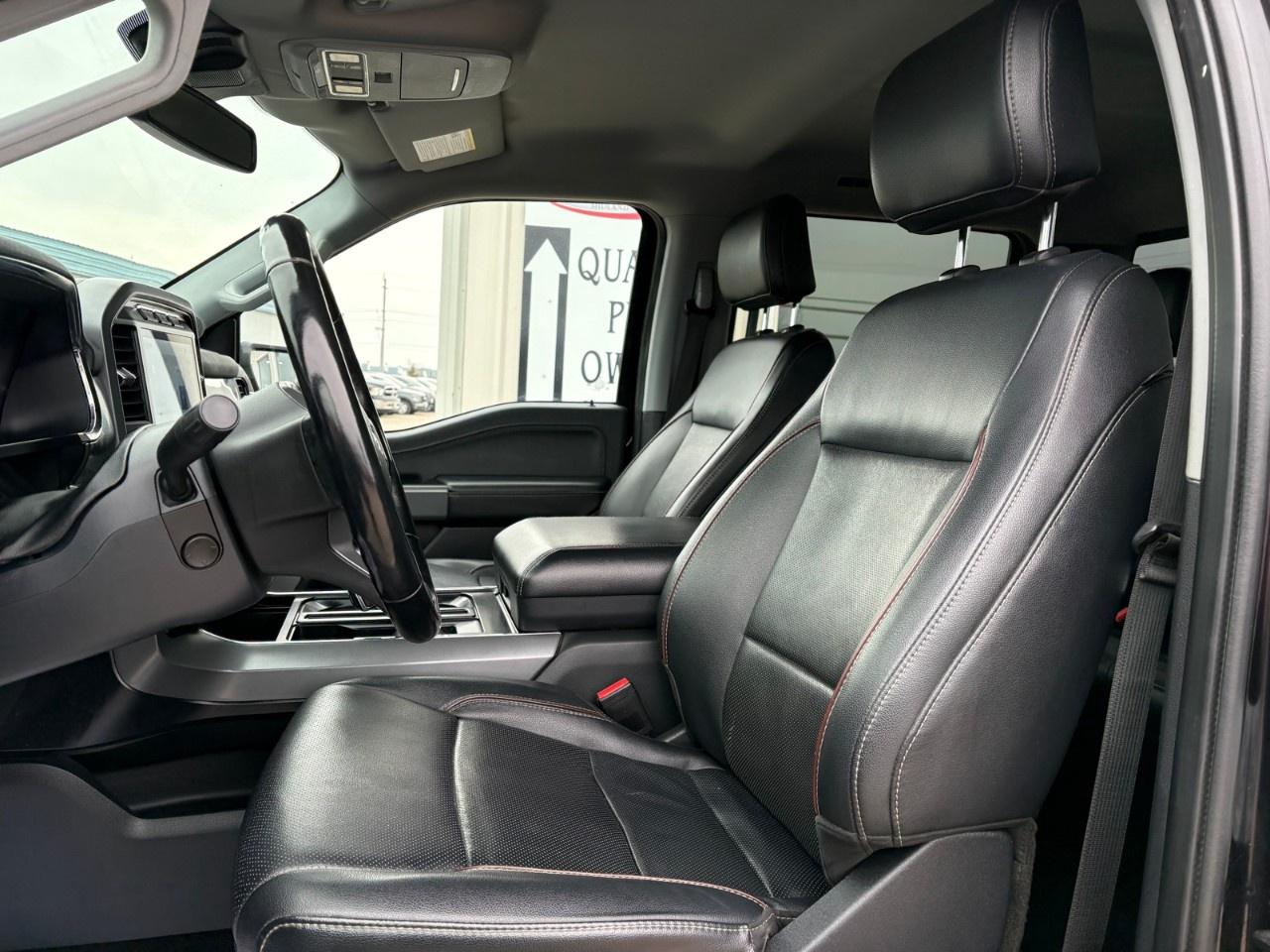 2022 Ford F-150 Lariat 4WD SuperCrew 5.5' Box Photo