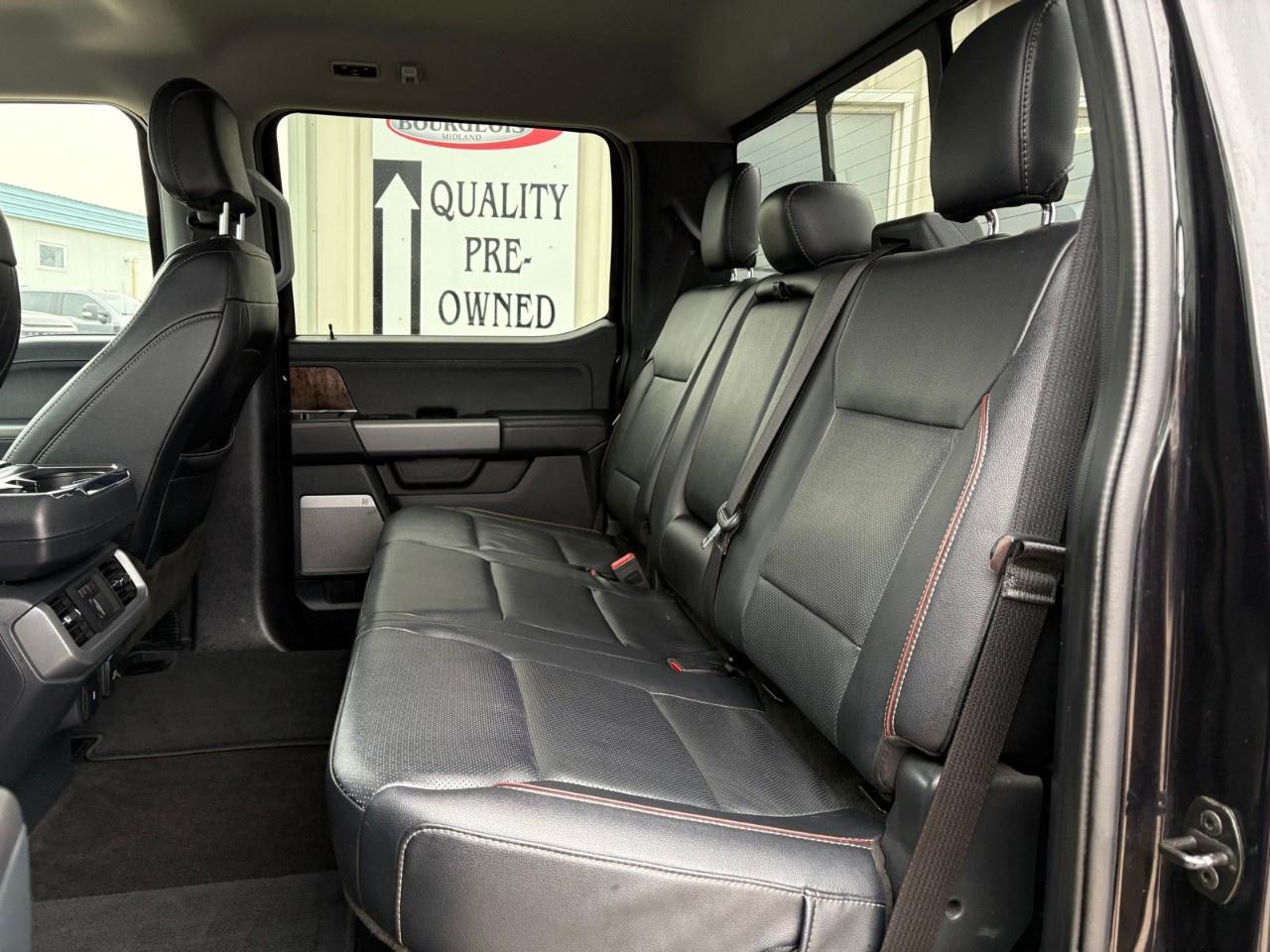 2022 Ford F-150 Lariat 4WD SuperCrew 5.5' Box Photo