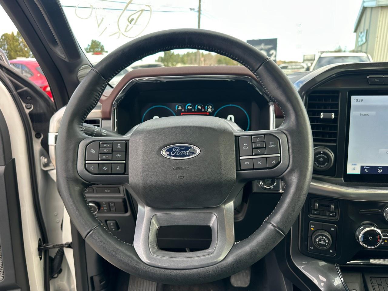 2023 Ford F-150 Lariat 4WD SuperCrew 6.5' Box Photo
