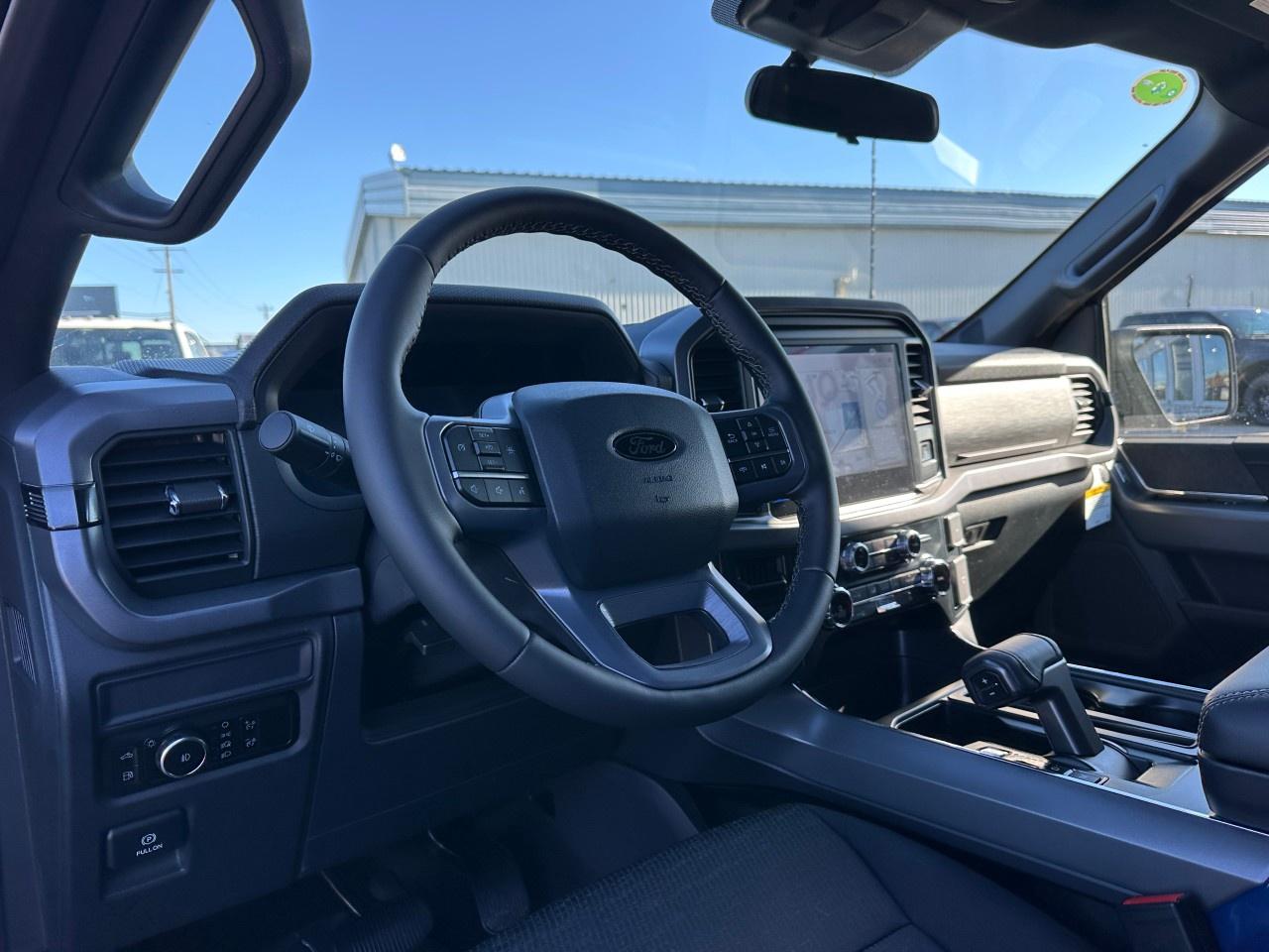 2025 Ford F-150 XLT 4WD SuperCrew 5.5' Box Photo