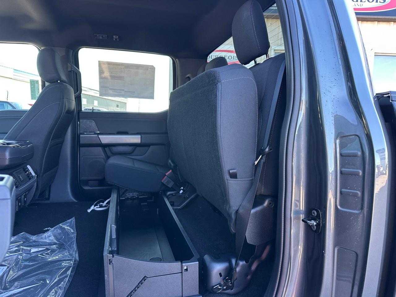 2025 Ford F-150 XLT 4WD SuperCrew 5.5' Box Photo