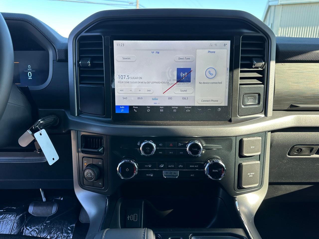 2025 Ford F-150 XLT 4WD SuperCrew 5.5' Box Photo