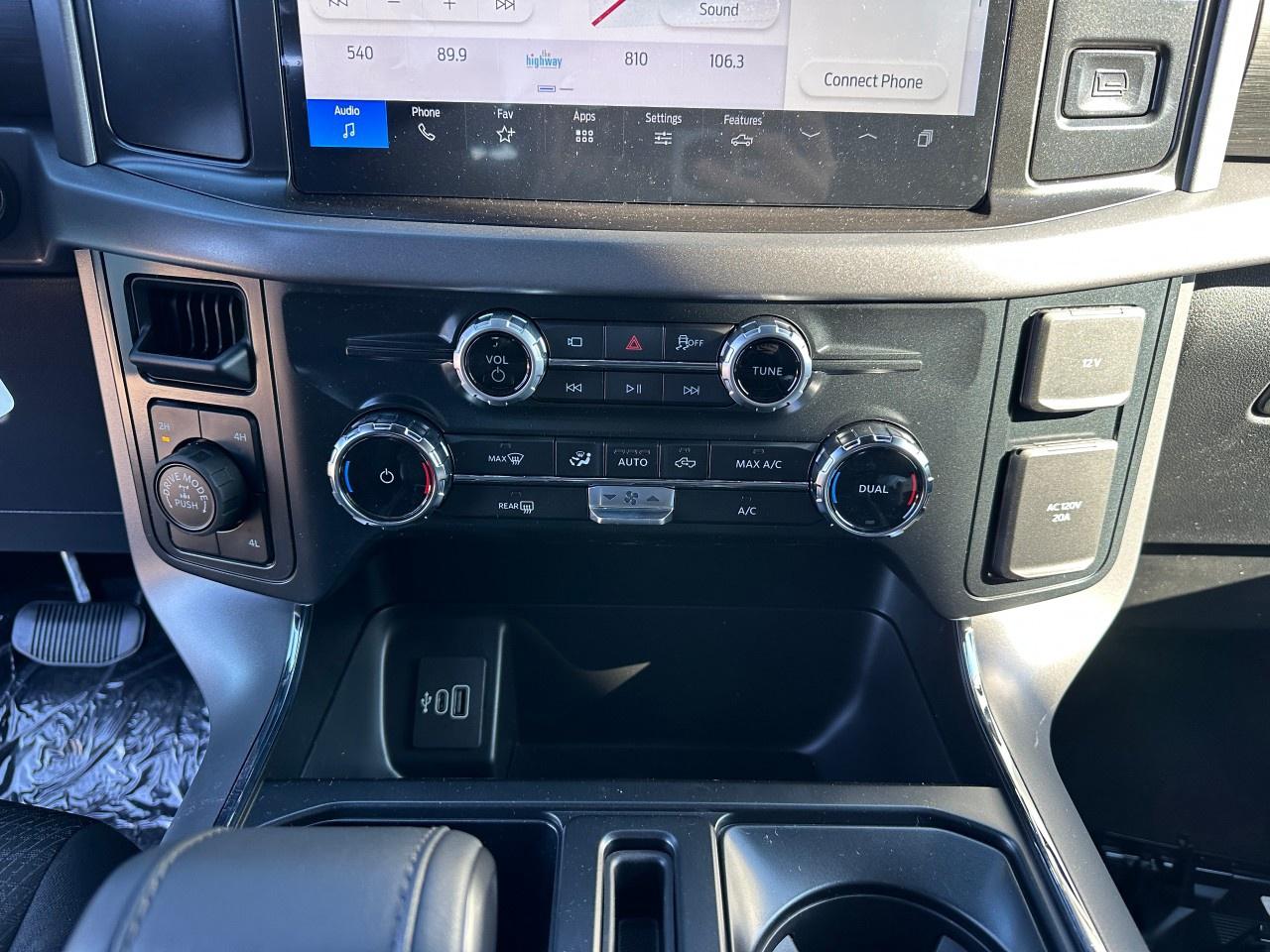 2025 Ford F-150 XLT 4WD SuperCrew 5.5' Box Photo