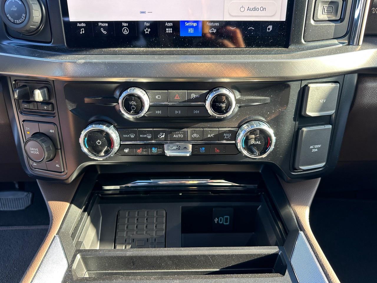 2026 Ford F-350 Super Duty SRW KING RANCH 4WD CREW CAB 6.75' BOX Photo