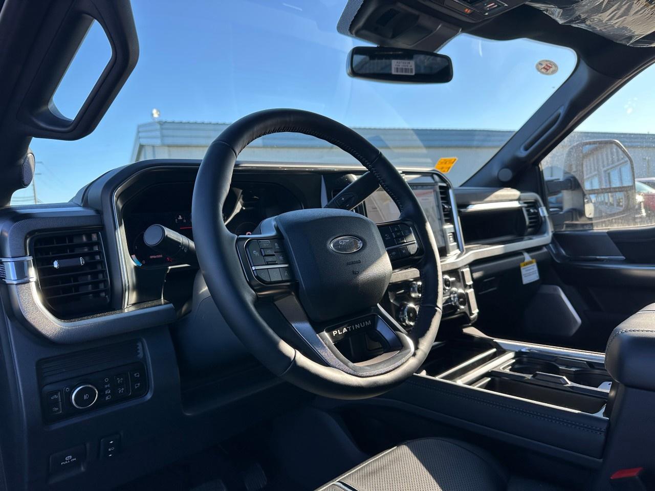 2026 Ford F-450 Super Duty DRW PLATINUM 4WD CREW CAB 8' BOX Photo