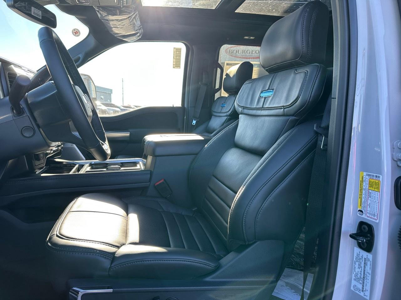 2026 Ford F-450 Super Duty DRW PLATINUM 4WD CREW CAB 8' BOX Photo