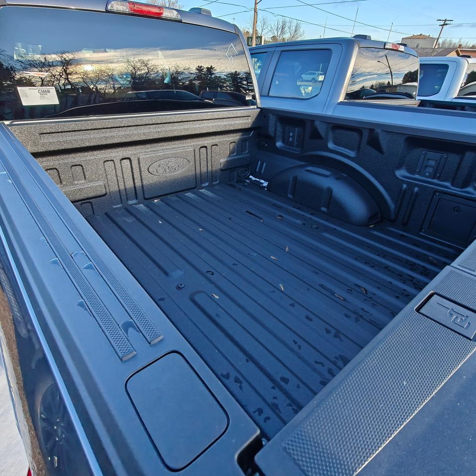 2025 Ford F-150 4X4 SUPERCREW XLT 301A Photo