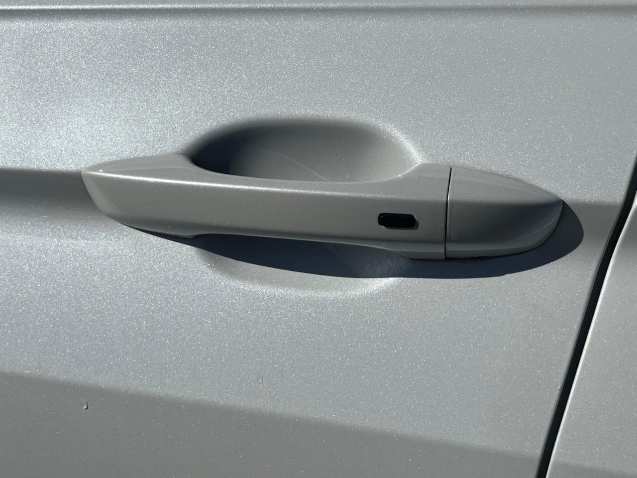 2024 Volkswagen Tiguan HIGHLINE R-LINE 4MOTION Photo