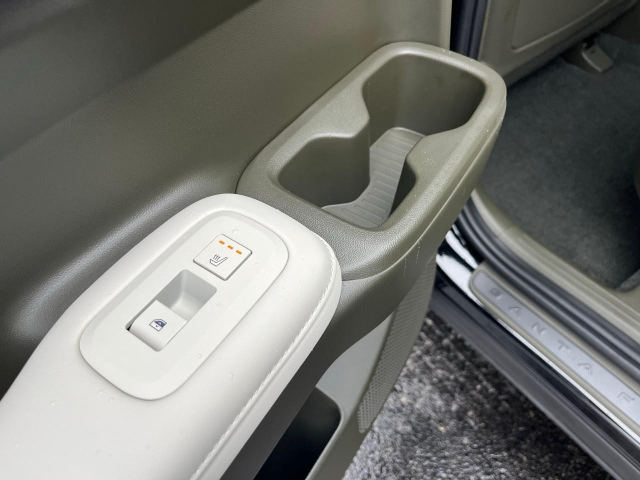 2026 Hyundai Santa Fe Hybrid Ultimate Calligraphy AWD w/Beige Photo