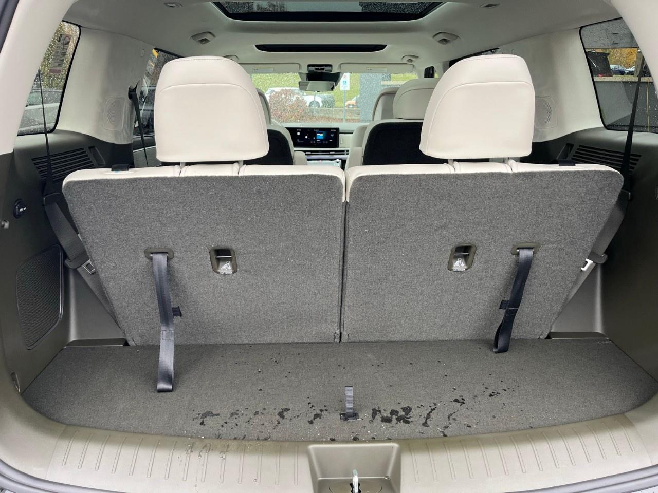 2026 Hyundai Santa Fe Hybrid Ultimate Calligraphy AWD w/Beige Photo