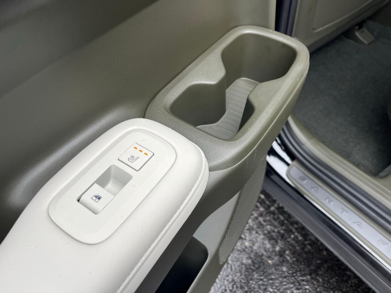 2026 Hyundai Santa Fe Hybrid Ultimate Calligraphy AWD w/Beige Photo