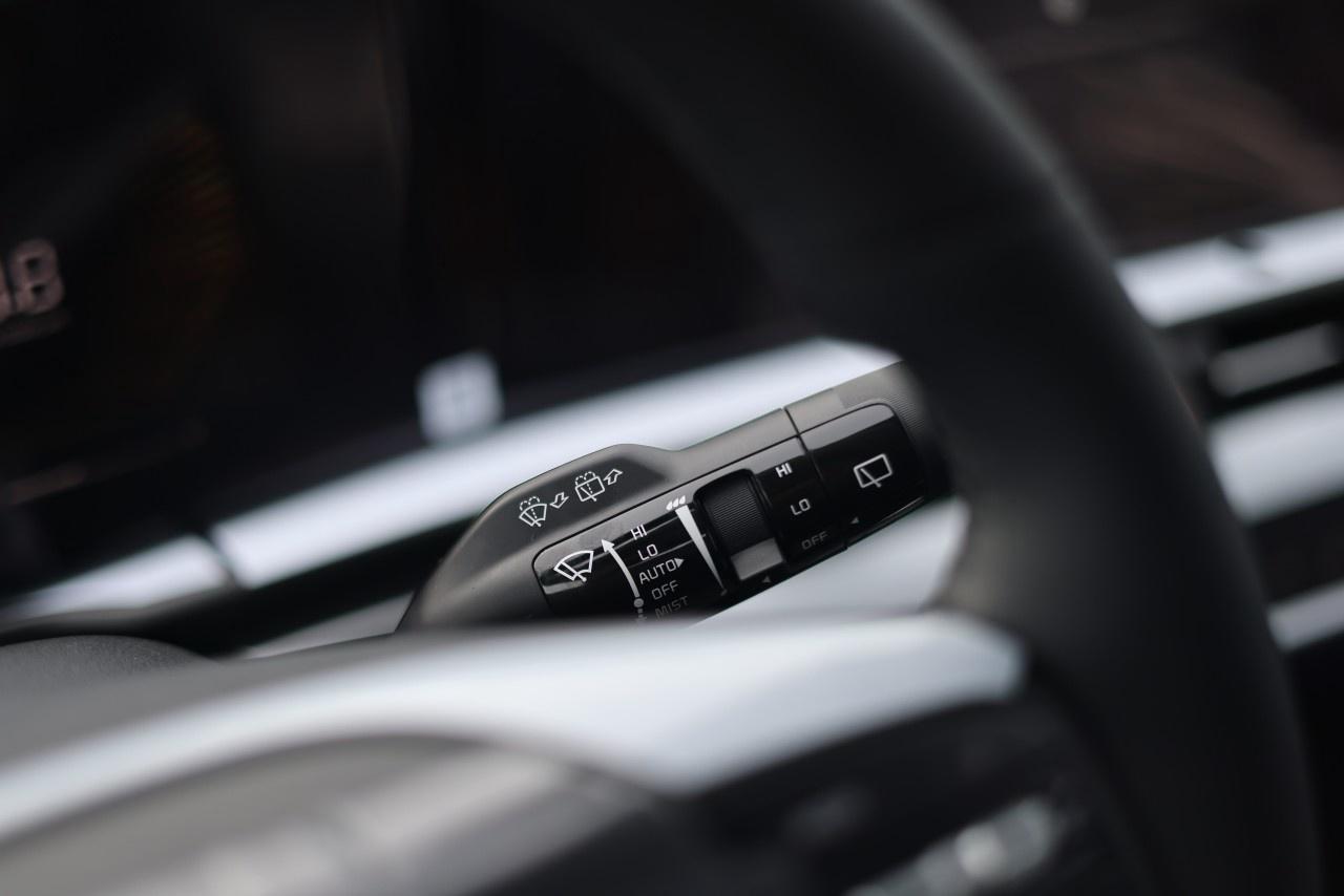 2026 Kia Sportage EX Premium AWD w/Black Interior Photo