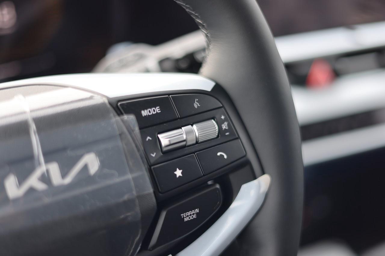 2026 Kia Sportage EX Premium AWD w/Black Interior Photo