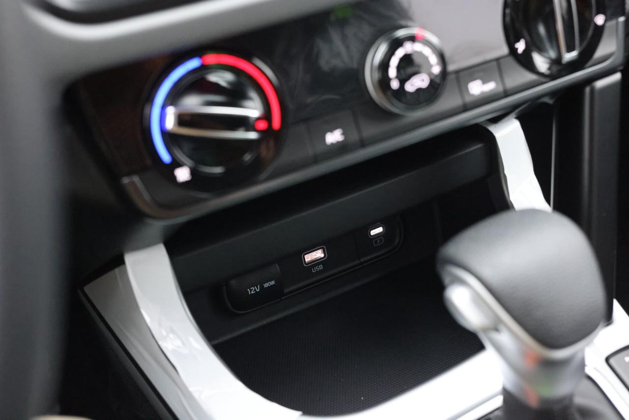 2026 Kia Seltos LX AWD Photo