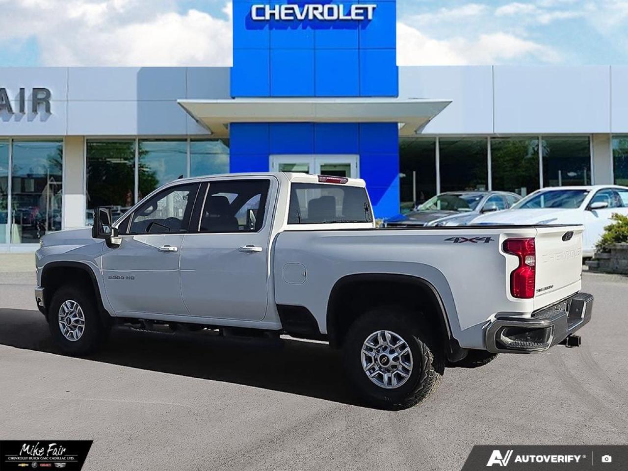 2022 Chevrolet Silverado 2500 HD LT keyless open/start,deep tint rear glass,outside power heated mirrors,heated steering wheel Photo3
