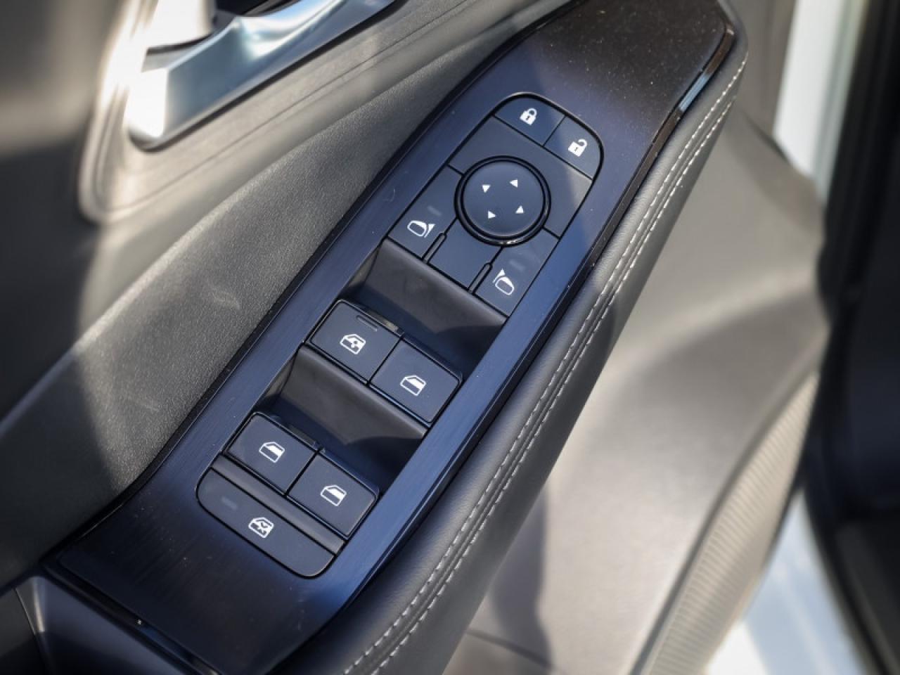 2025 Nissan Rogue Midnight Edition  - Moonroof Photo