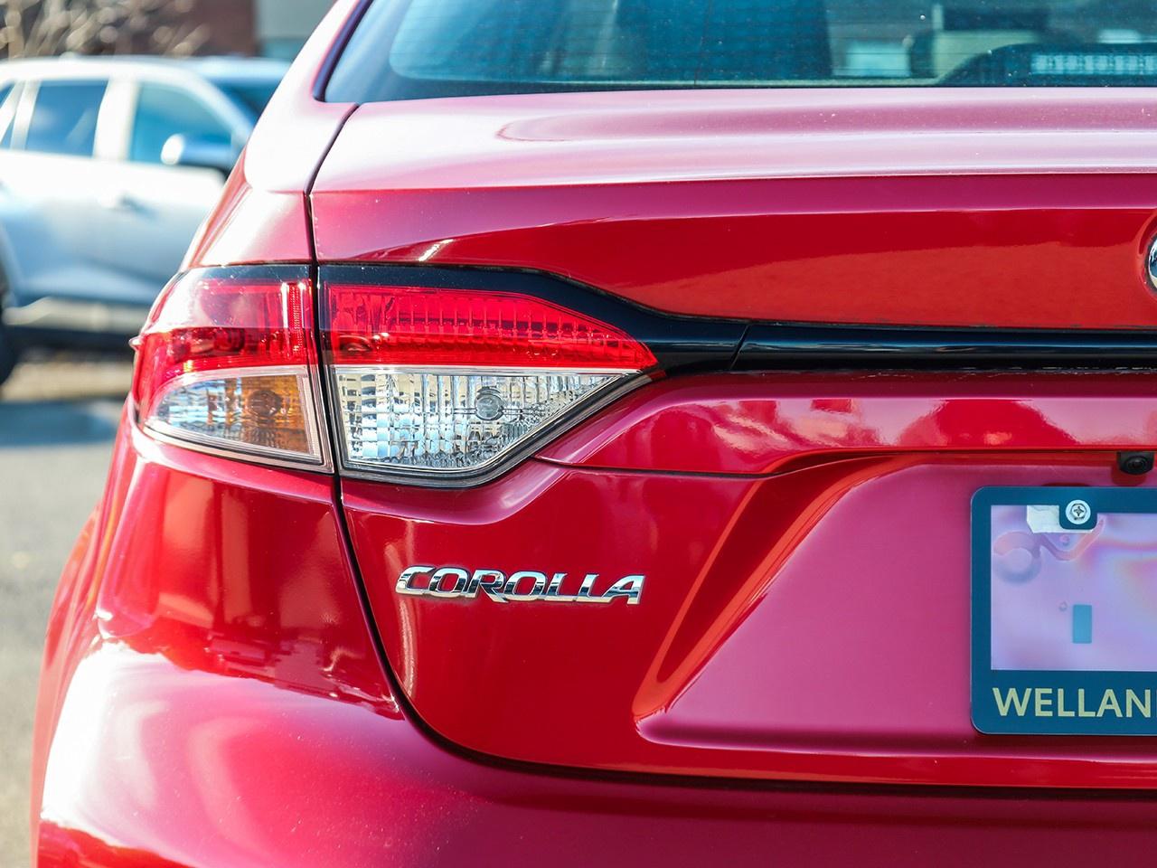 2020 Toyota Corolla LE Toyota Quality, Toyota Reliability! Photo