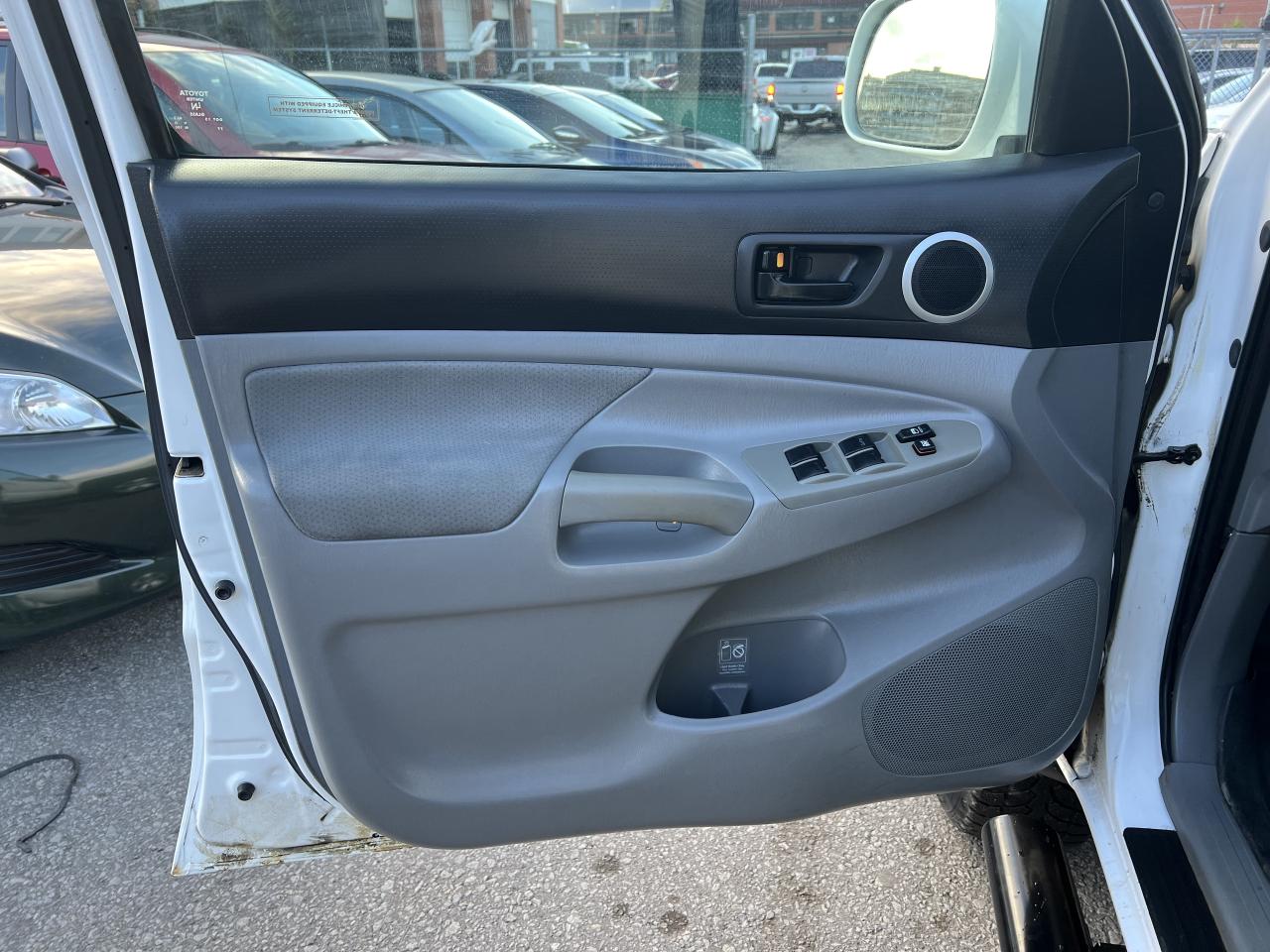 2011 Toyota Tacoma Double Cable TRD Sport Photo