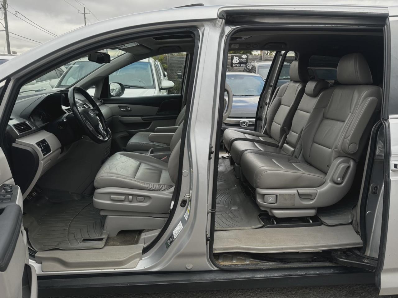2015 Honda Odyssey EX-L with DVD Photo