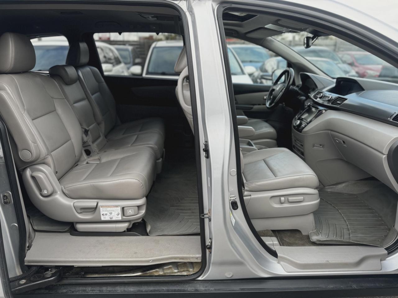 2015 Honda Odyssey EX-L with DVD Photo