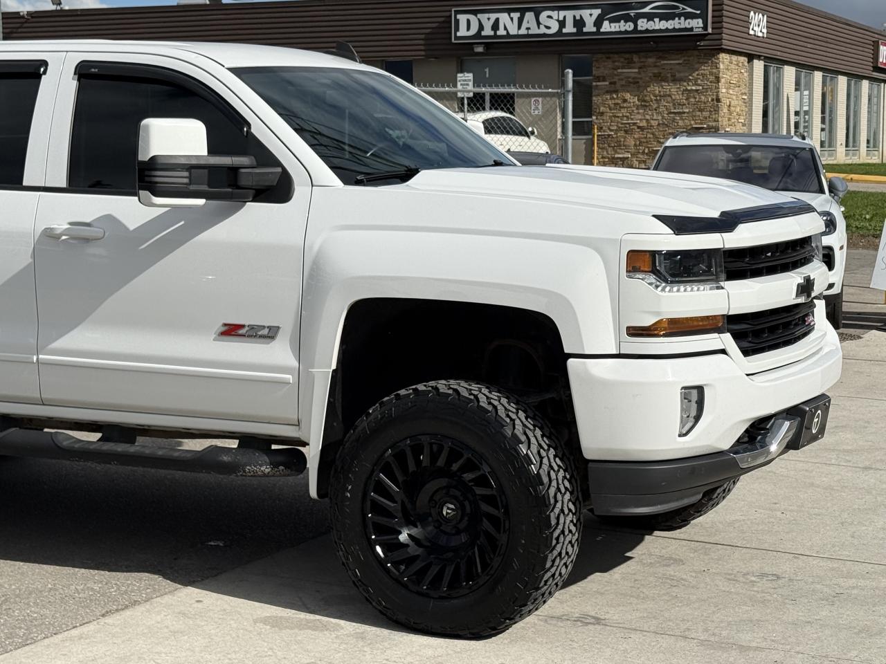 2018 Chevrolet Silverado 1500 Z71 LT | LEATHER | LIFTED | RIMS Photo