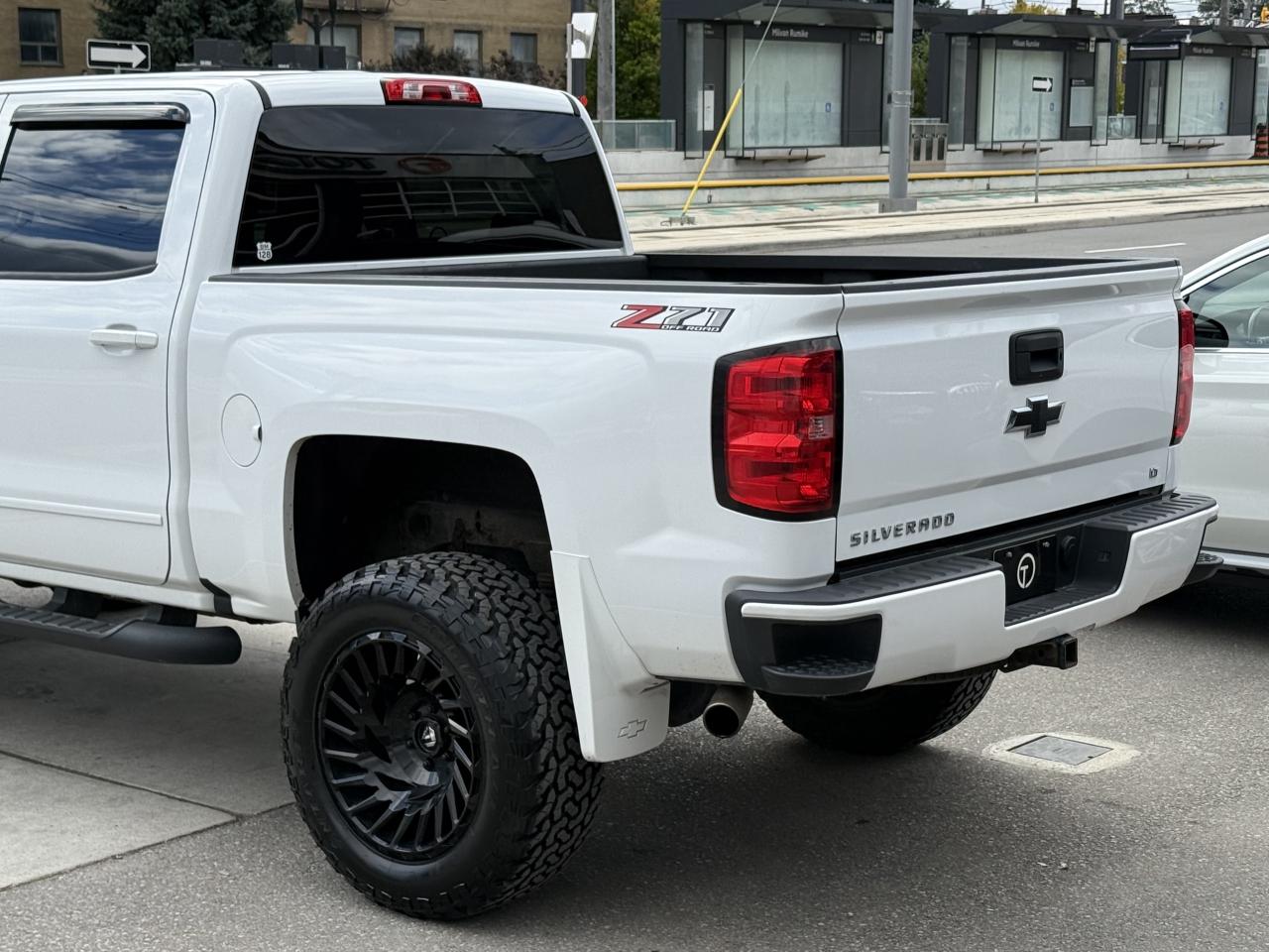 2018 Chevrolet Silverado 1500 Z71 LT | LEATHER | LIFTED | RIMS Photo