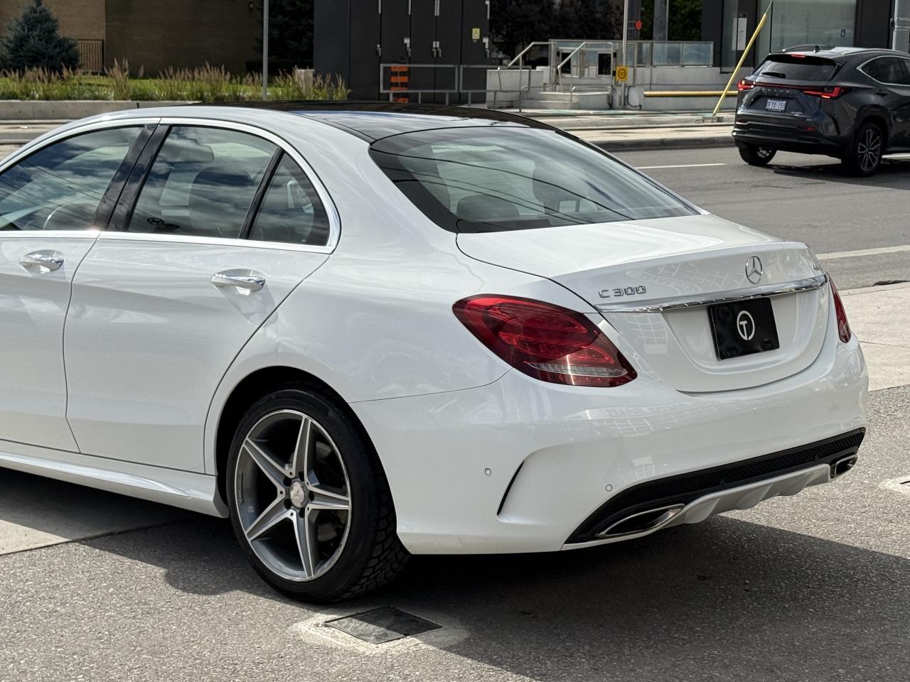 2016 Mercedes-Benz C-Class C300 //AMG SPORT | PANO | BACK UP CAMERA | LOADED Photo