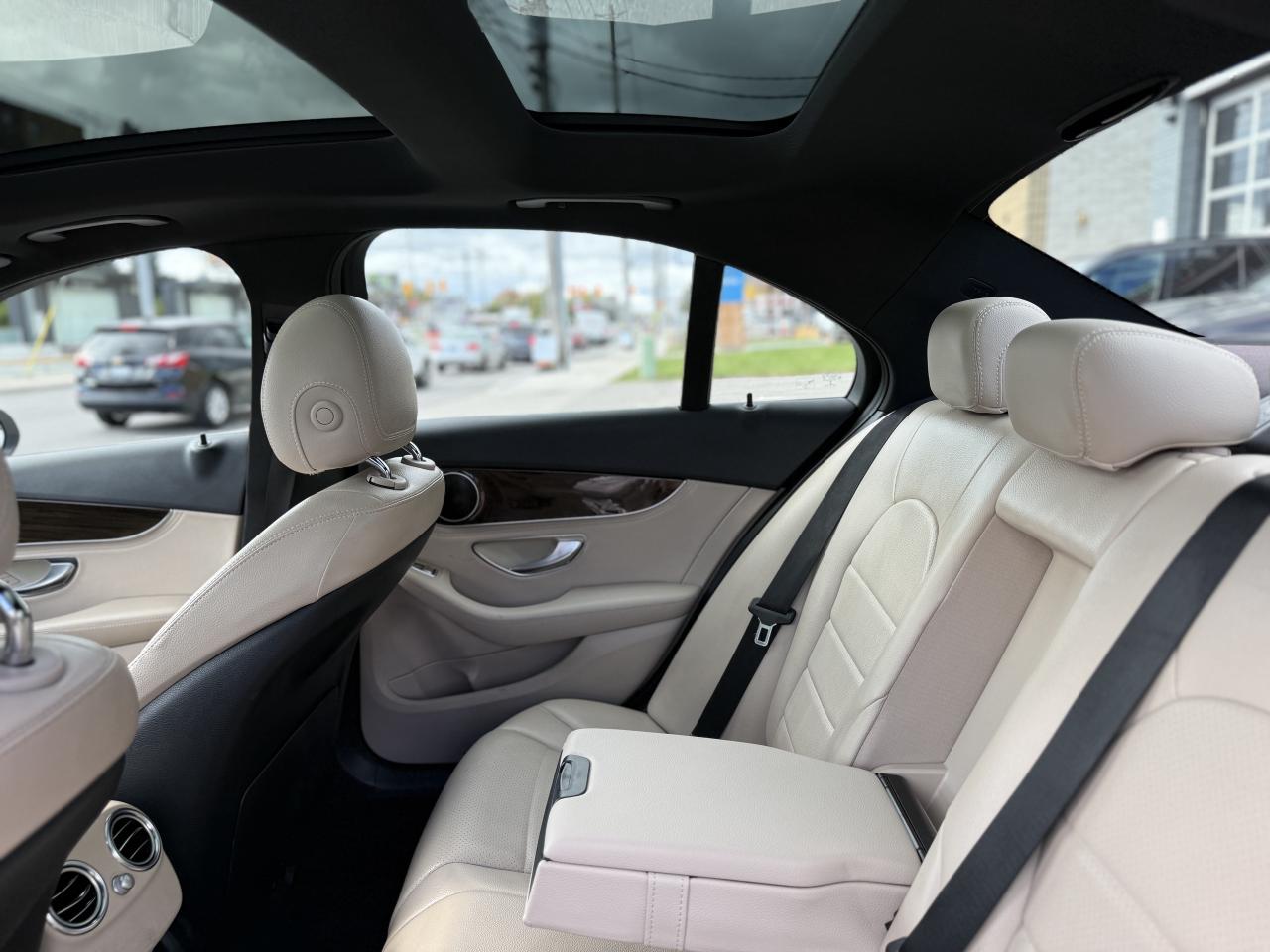 2016 Mercedes-Benz C-Class C300 //AMG SPORT | PANO | BACK UP CAMERA | LOADED Photo