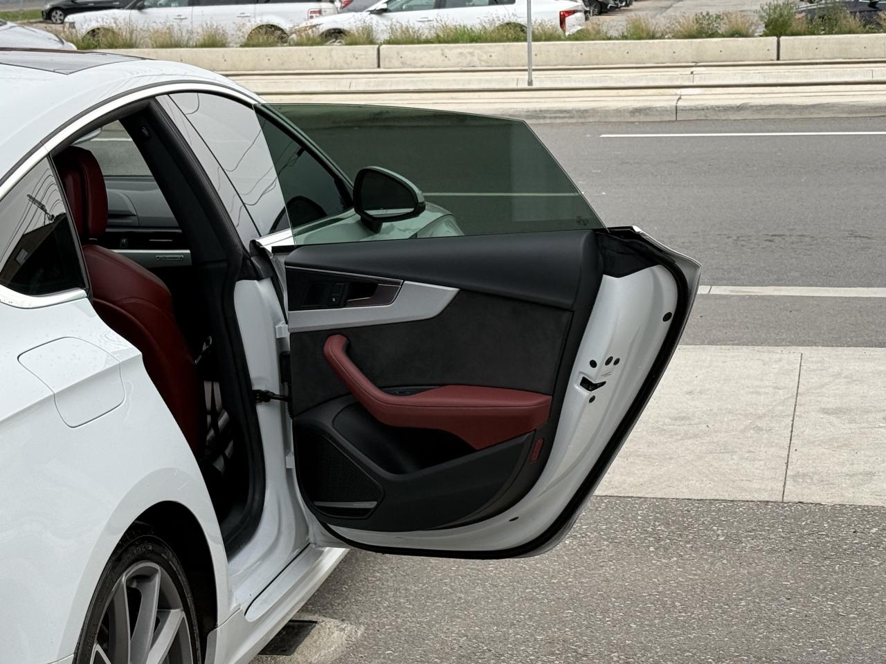 2019 Audi A5 Sportback TECHNIK | PANO | BANG & OLUFSEN | RED LEATHER Photo