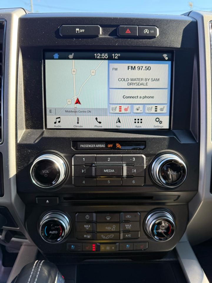 2018 Ford F-150 Lariat 4WD SuperCrew 5.5' Box Photo49