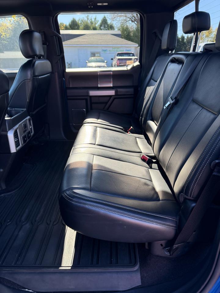 2018 Ford F-150 Lariat 4WD SuperCrew 5.5' Box Photo42